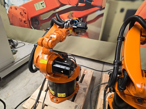Kuka KR6-2
